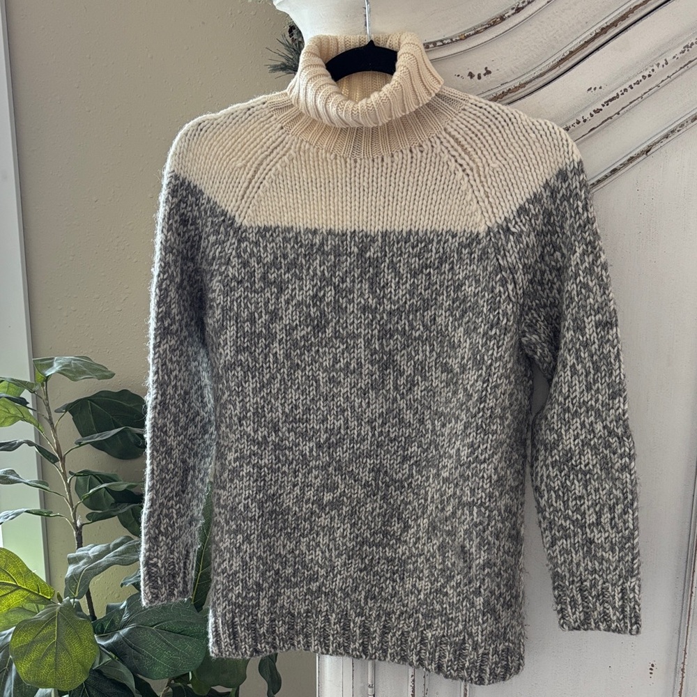 J. Crew Women’s Sz. Small Wool / Alpaca Blend Turtleneck Knit Sweater Colorblock